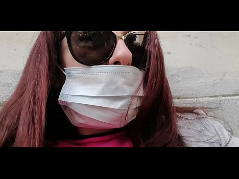 ❤️ Николетта мстит своему соседу и писает в его гараже (Специальный Covid19 Итальянский карантин) ☑ Секс ролики у нас ❌❤